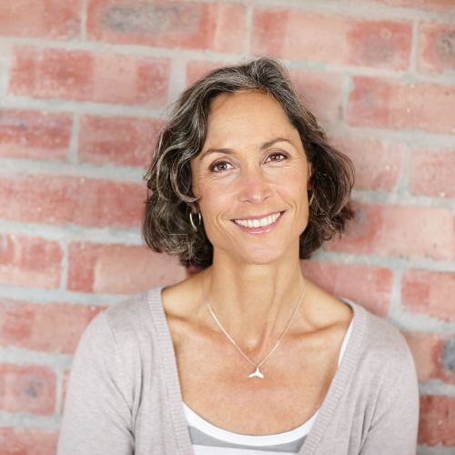 Porträt einer Ansprechpartnerin im Recruiting-Team von Marquardt Bausanierung – persönliche Betreuung und kompetente Beratung bei Bewerbungen. Porträt einer Ansprechpartnerin im Recruiting-Team von Marquardt Bausanierung – persönliche Betreuung und kompetente Beratung bei Bewerbungen.